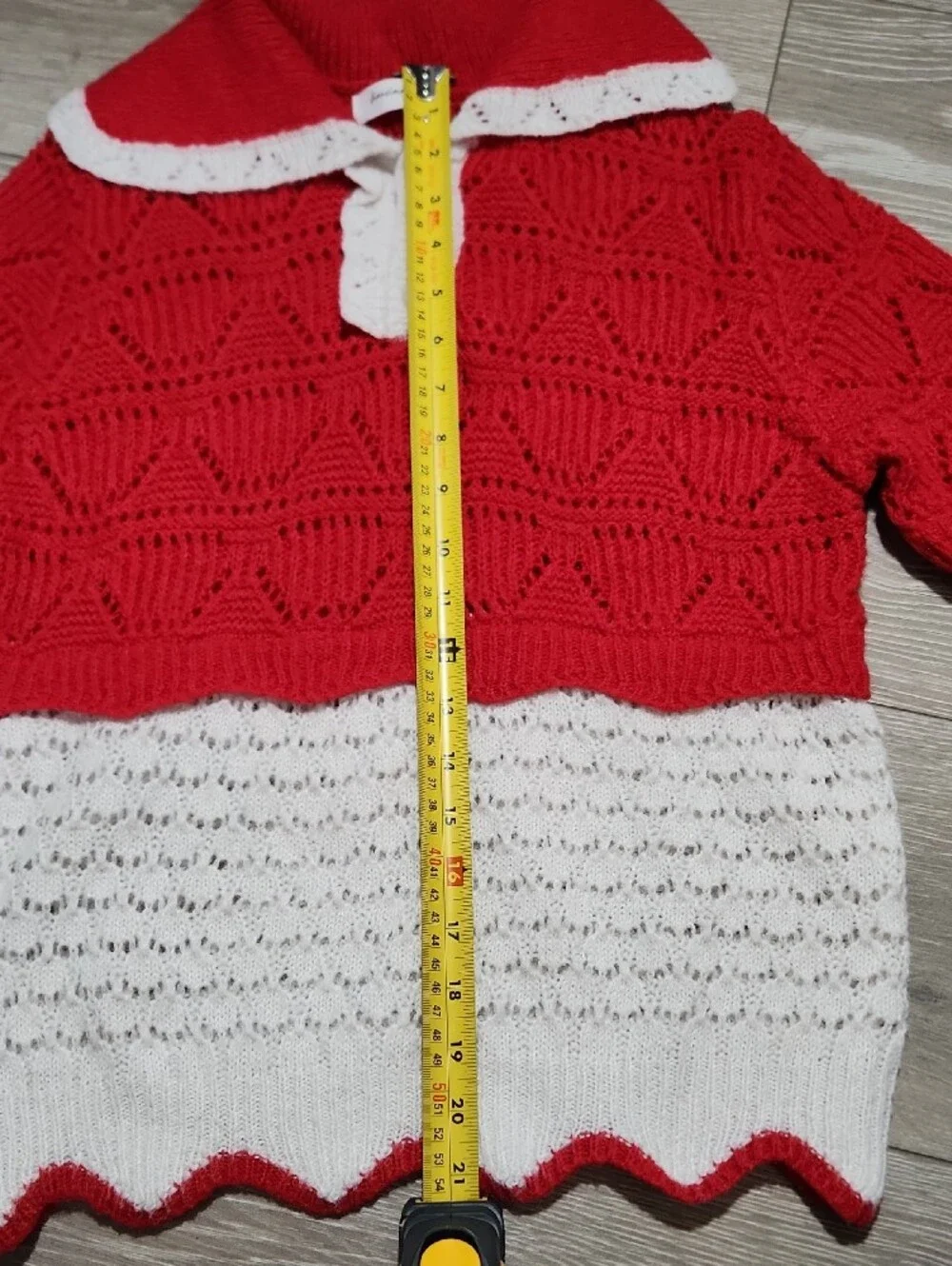 Vintage Retro Jianxima 1981 Red White Scalloped Layered Knit Sweater S/M